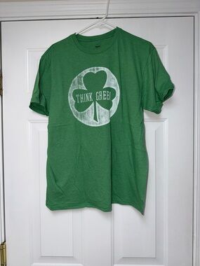 Sonoma Green Graphic Shamrock Tee